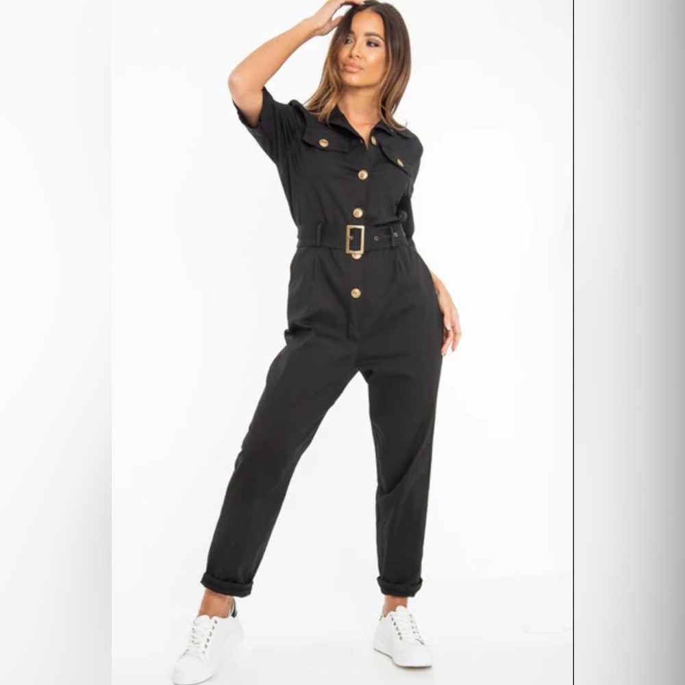 Stylish Black Jumpsuit with Belt